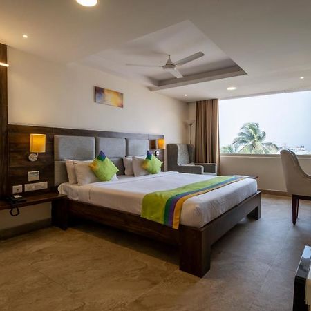 Treebo Pl Grand, Vishakapatnam Hotel Visakhapatnam Eksteriør billede