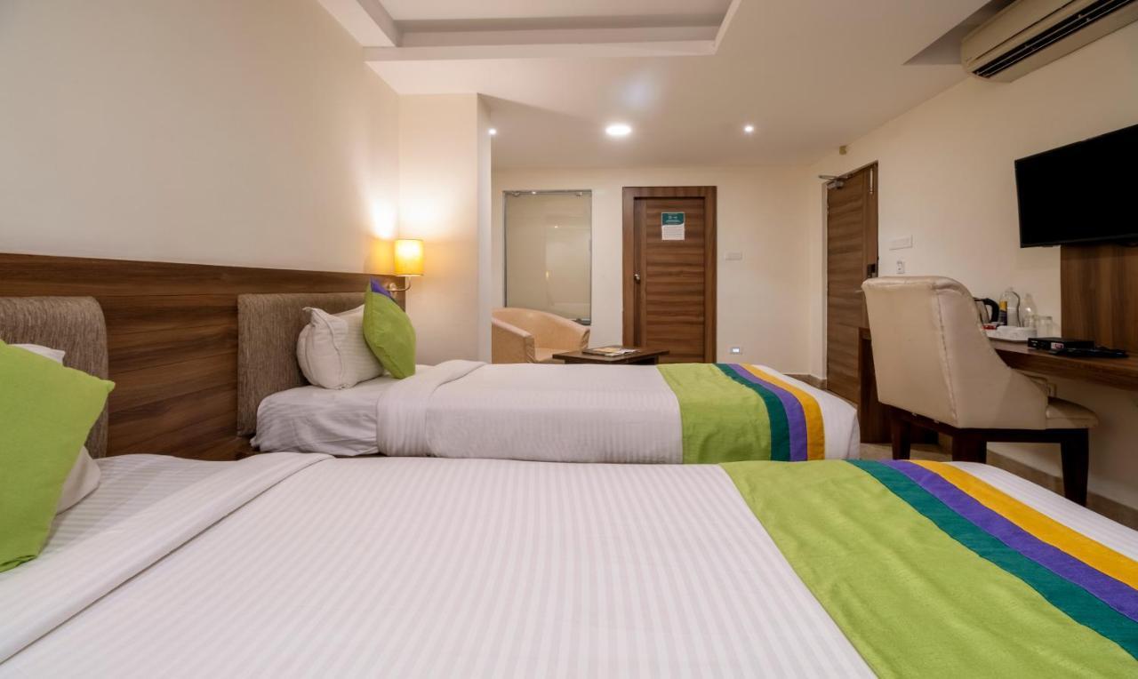 Treebo Pl Grand, Vishakapatnam Hotel Visakhapatnam Eksteriør billede