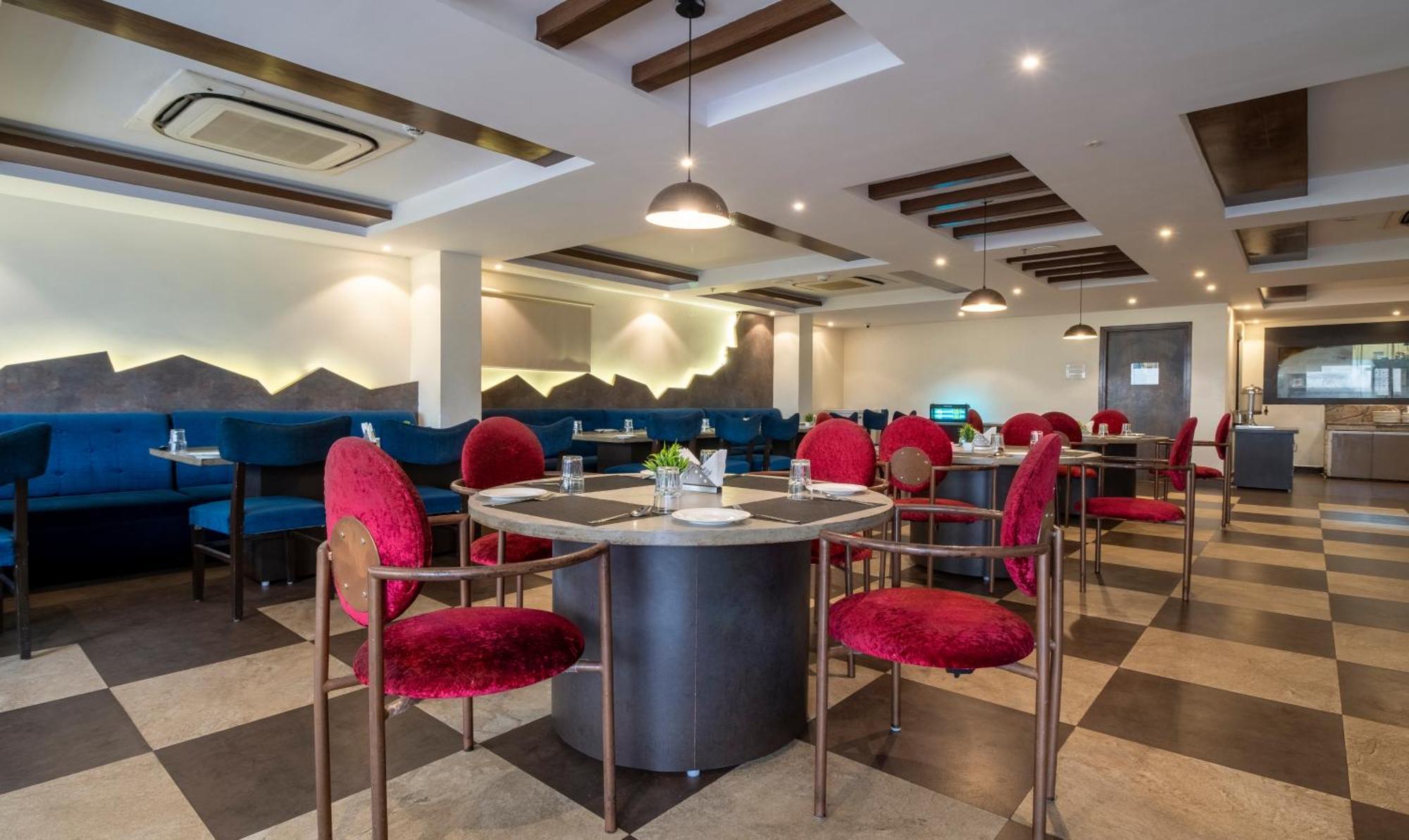 Treebo Pl Grand, Vishakapatnam Hotel Visakhapatnam Eksteriør billede